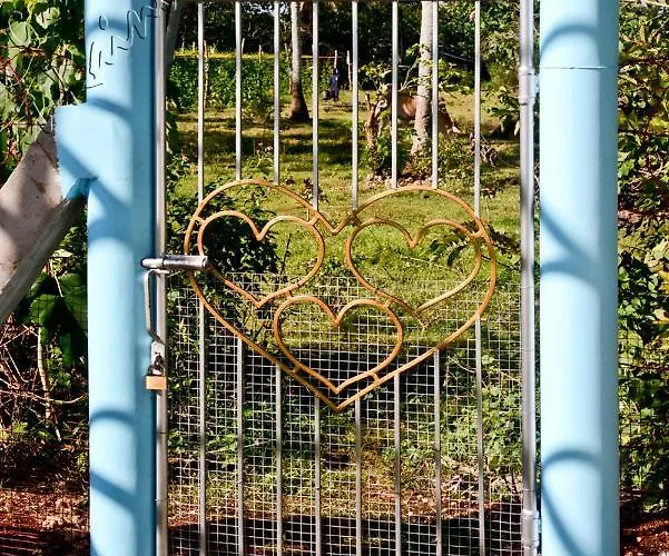 Accommodatie bij particulieren Guanyin At Rainbow Village *